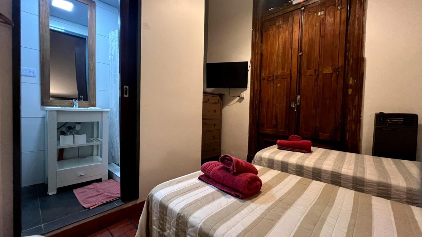 Viavia Bsas Guesthouse 324 Buenos Aires Bagian luar foto