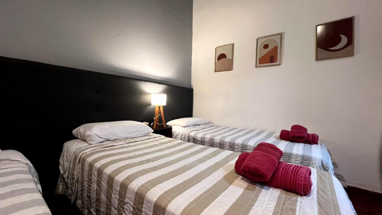 Viavia Bsas Guesthouse 324 Buenos Aires Bagian luar foto